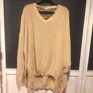 Oversized Nikki Minaj sweater